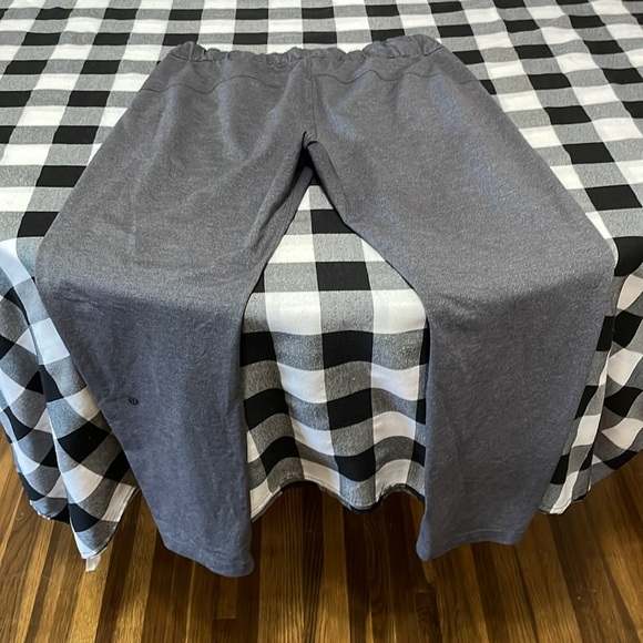 Lululemon On The Fly Pull-On Pant 28" Joggers Heathered Grey Black Sz 10 Stretch - Picture 8 of 16
